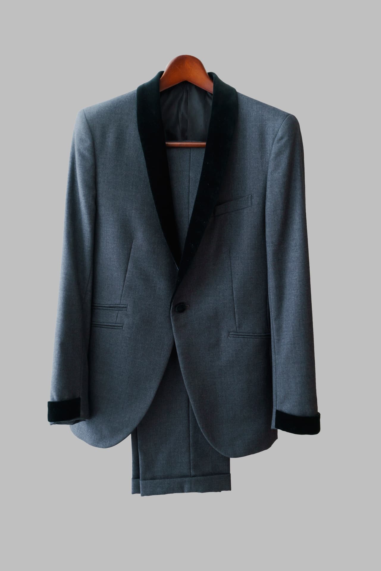 グレー　タキシード